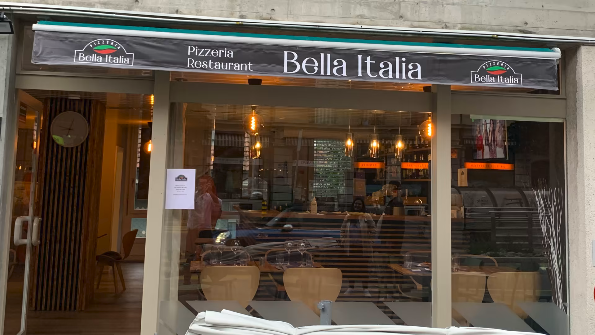 Façade de Bella Italia à Lausanne